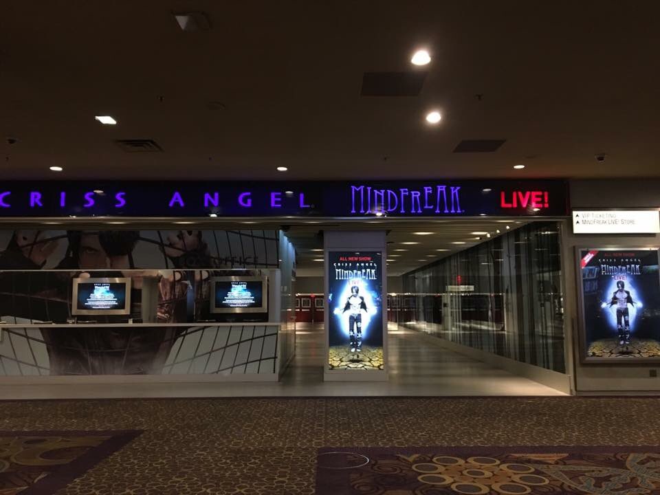 LoyallyYours's tweet photo. The #1MagicShowInTheWorld is here & waiting for you ... #AreYouReady? @CrissAngel #MindfreakLIVE ๐๐๐ https://t.co/5donAE3CC2