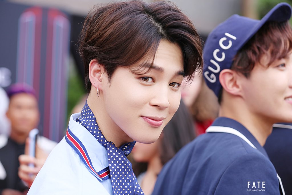 btsxpics's tweet photo. #BTS_BBMAs https://t.co/pUI2wU5dIb