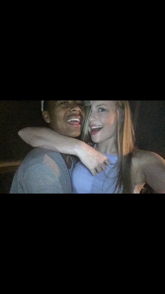 stylesmartin1's tweet photo. Happy birthday Landry. Hope it's great one!!!🎊🎉🎊 @landrymorton https://t.co/SgaIyeiaEV