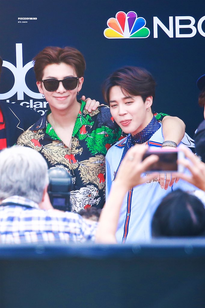 piecesofmind_jm's tweet photo. #JIMIN #지민 @BTS_twt 180520 https://t.co/LcAPkIXWKW