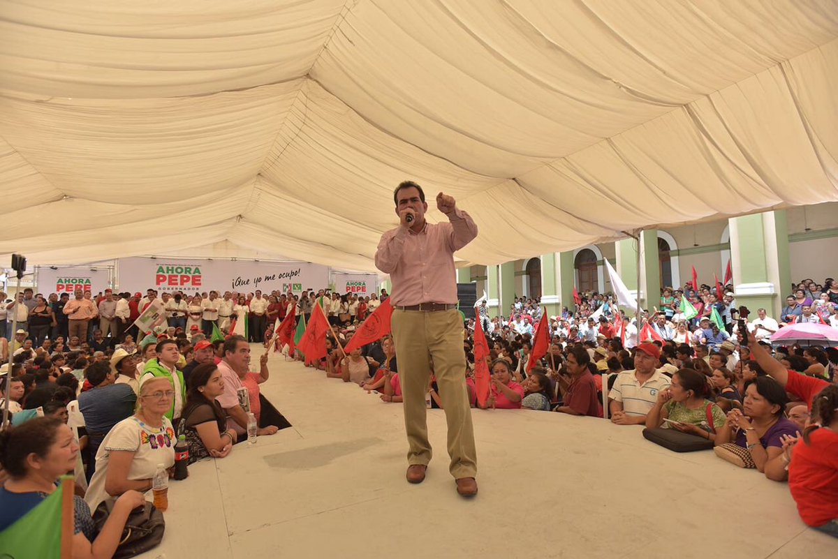 Pepe_Yunes's tweet photo. ¡Gracias! #Córdoba, vamos a tomar la agenda social de organizaciones comprometidas para que los derechos sociales como la alimentación, acceso a la salud, educación de calidad y vivienda con servicios se vean en cada hogar #YoMeOcupo https://t.co/jLY77VBUHB