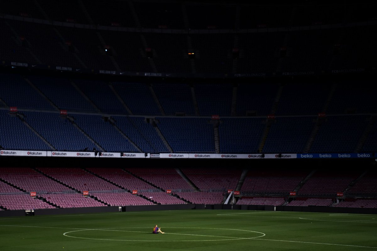 svertelney's tweet photo. Man, these are some incredible photos from @davphoto20.

After all was said and done, Iniesta went back onto the Camp Nou field one last time to soak it all in https://t.co/oEAueT6c0C