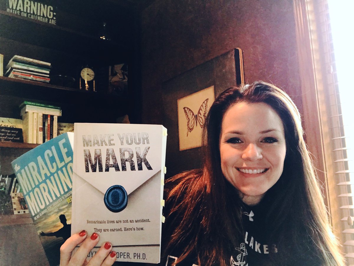 3 Of My Favorite Motivational Self-Help Books – Have You Read Any of These? | Teresa Alesch sumo.ly/Ulso #read #motivation #books by <a href="/coytecooper/">Coyte Cooper</a> <a href="/HalElrod/">HalElrod</a> <a href="/melrobbins/">Mel Robbins</a>