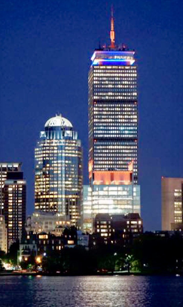 BOSTON_EMS's tweet image. Light Up the Night for EMS: tonight @CityOfBoston City Hall, @MassDOT Zakim Bridge and @pruboston Prudential Tower will shine blue and orange for #NationalEMSWeek. Thank you for showing your support! #StrongerTogether