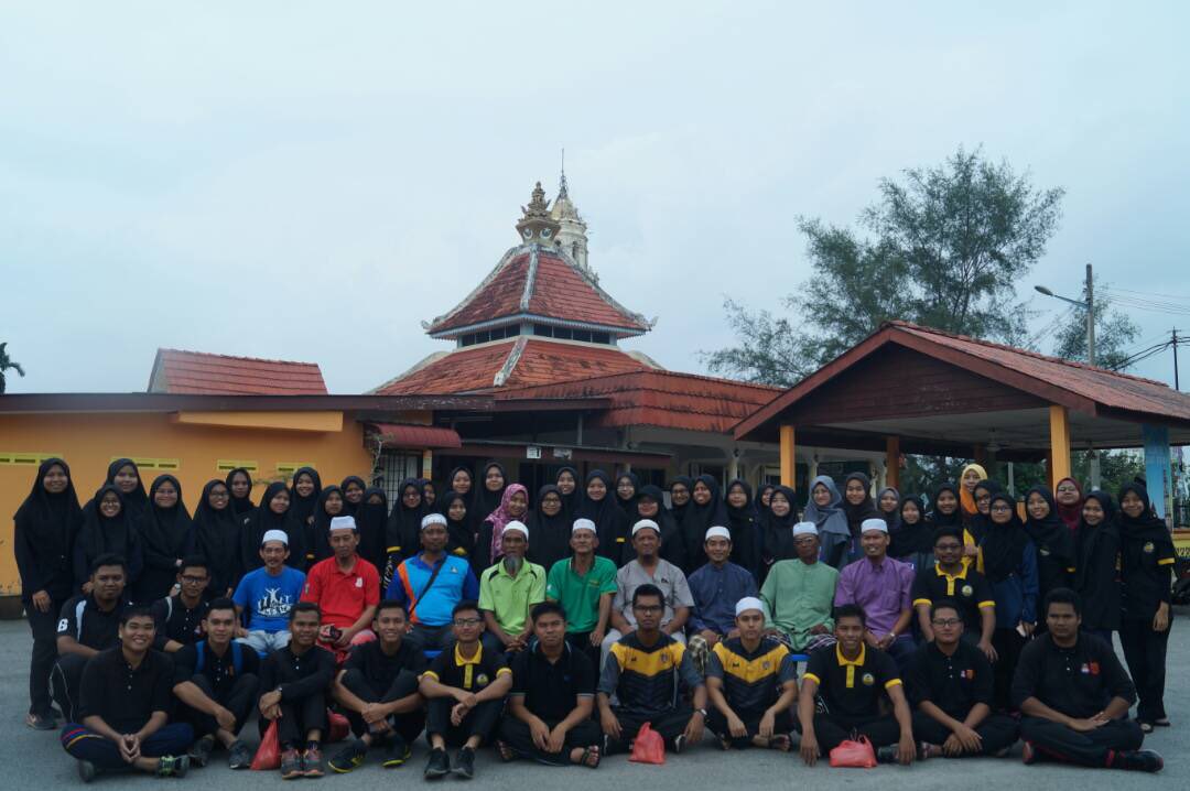 twt_komander's tweet photo. 20 MAY 2018 | PROGRAM SEMARAK RAMADHAN DI MASJID BILAL BIN RABAH , TANJUNG KLING. https://t.co/iIWy940pTp