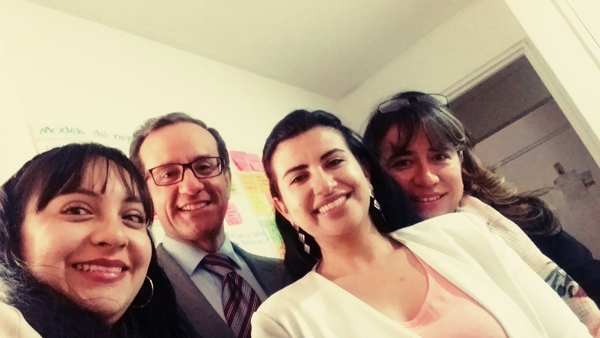 ajlopezv's tweet photo. Gran sesión de cierre de #PlaneacionEstrategica con #directivas de Freedom Editorial. Excelente #EquipodeTrabajo y gran proyección al futuro. ¡¡Doy gracias a Dios!!
.
.
#desarrollandotuempresa #consultoriaempresarial #marketingestrategico #innovacion #megustaayudar https://t.co/2mf5yc80tg