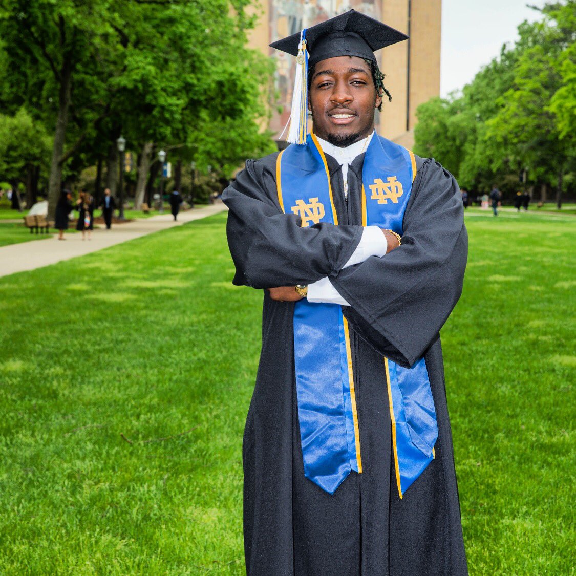 TevonConey's tweet image. Today, in just three years, I became a proud graduate of the University of Notre Dame. ☘️
#Blessed🙏🏿