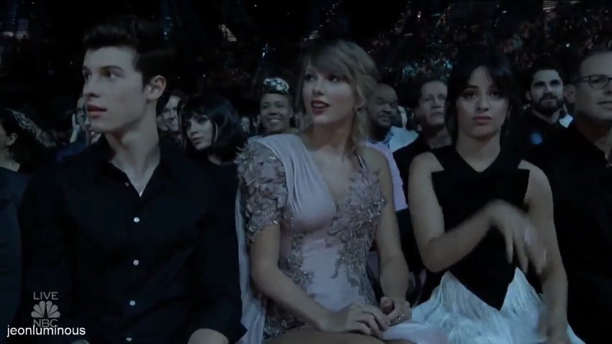 Rodrimaslow's tweet photo. 3 LEYENDAS JUNTAS
#BBMAs https://t.co/NC0ug3B2rb