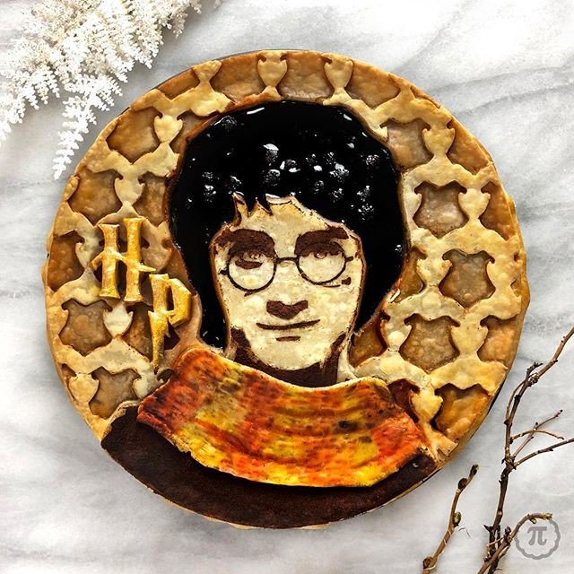 IamWizardRPG's tweet photo. Se liga nessas tortas maravilhosas feitas pela @ThePieous ! Chegou a abrir apetite aqui! #IamWizardFan #FanArtHP https://t.co/LXmglNtcw9