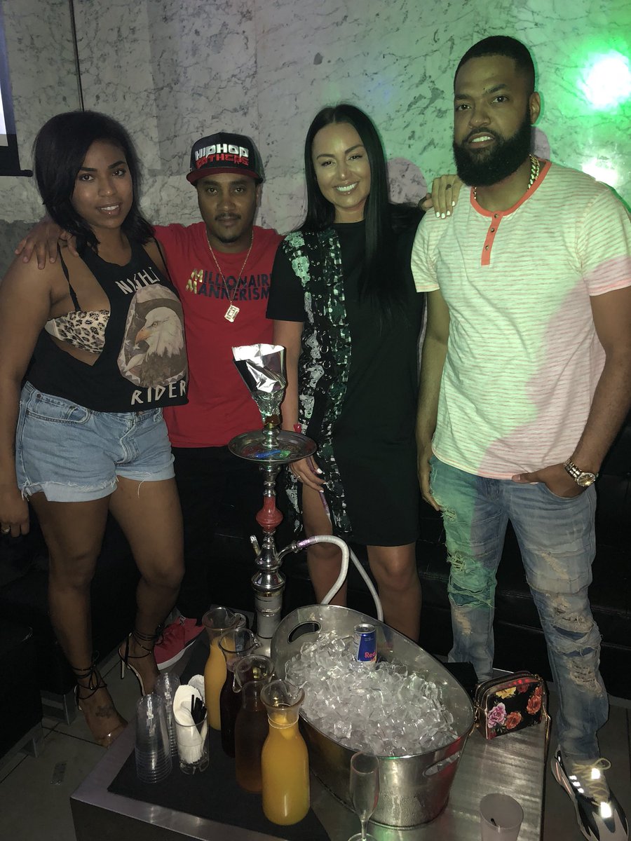 DJQUICKSILVA's tweet photo. #CirocWeekDC in DC starts today @ciroc https://t.co/SOuKipJHFr Raven @SunniAndTheCity @KingFlexxa https://t.co/xfN3SFgdeY