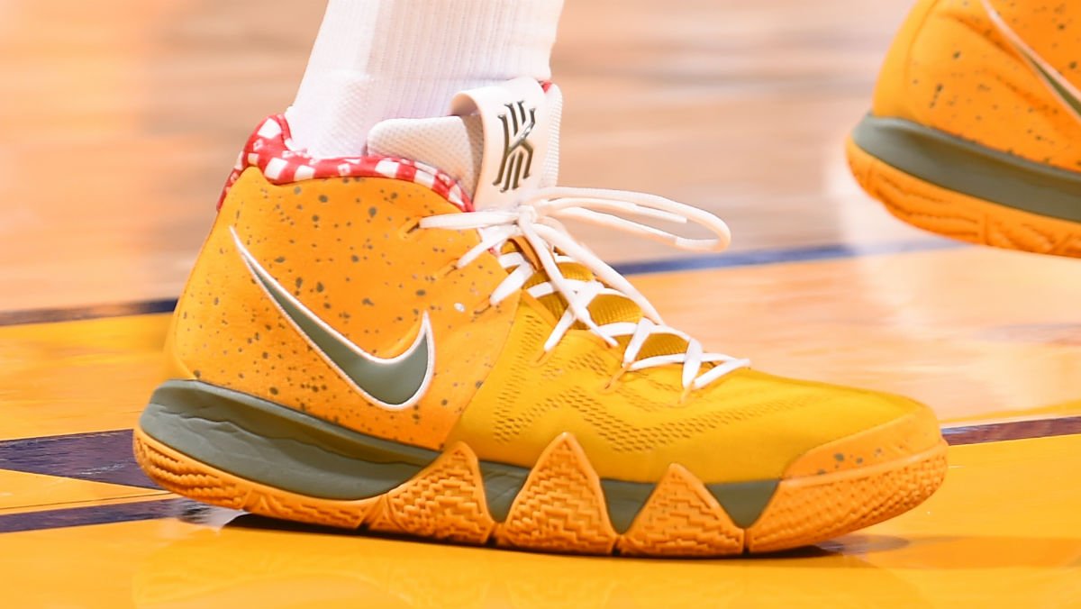 yellow lobster kyrie