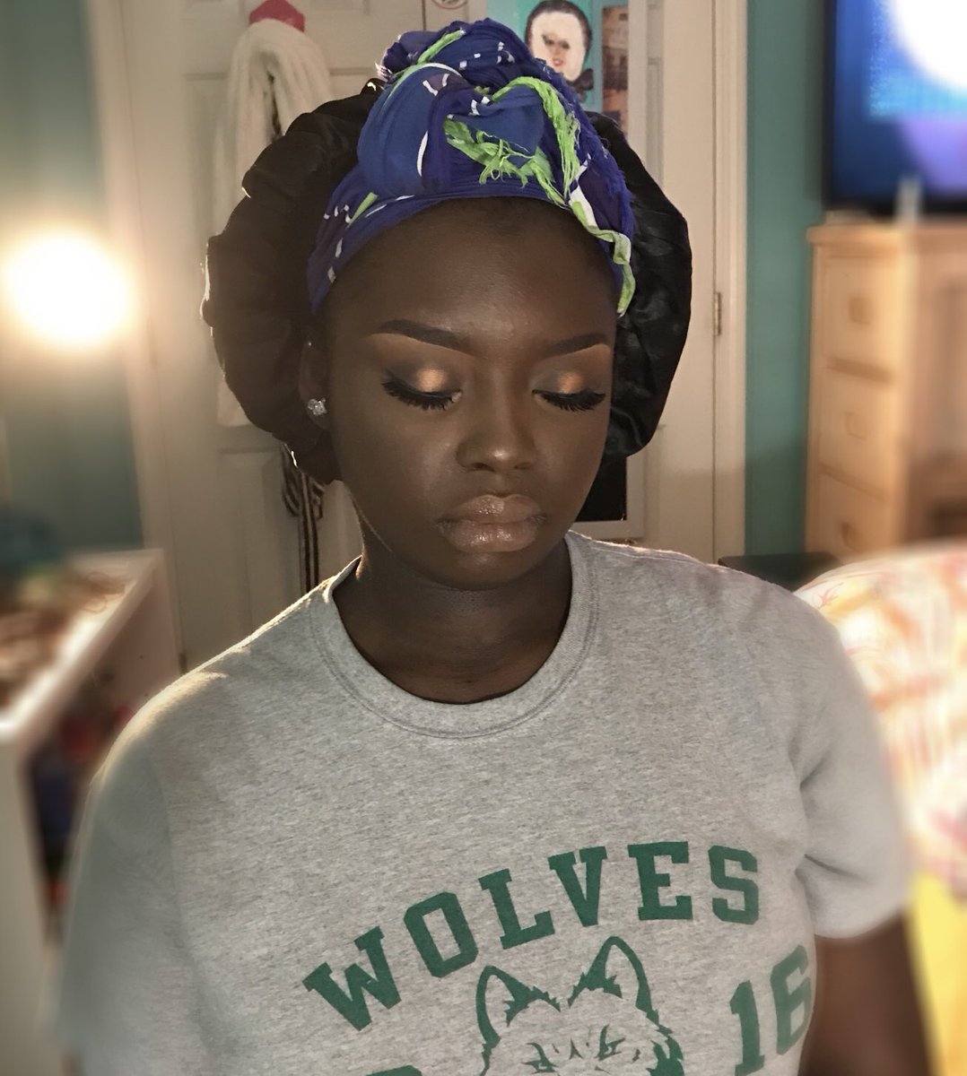 DestineyL__'s tweet photo. A few faces from this weekend ✨ #makeupbyme💄 #destheone💋 #bookwithdes #memphismua🎨 https://t.co/pqmf1acmCd