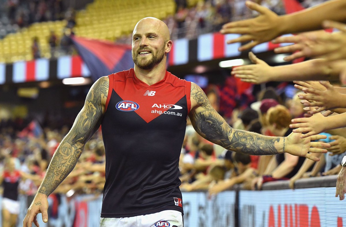 What would YOU ask <a href="/nathan2jones/">Nathan Jones</a>?

The <a href="/melbournefc/">Melbourne Demons</a> skipper will be live at the #TalkingFooty desk tonight!

#7AFL