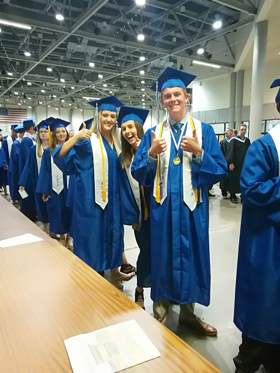 Congratulations, graduates! WaRu 100 <a href="/parkerbeal4/">Parker Beal</a> #classof2018