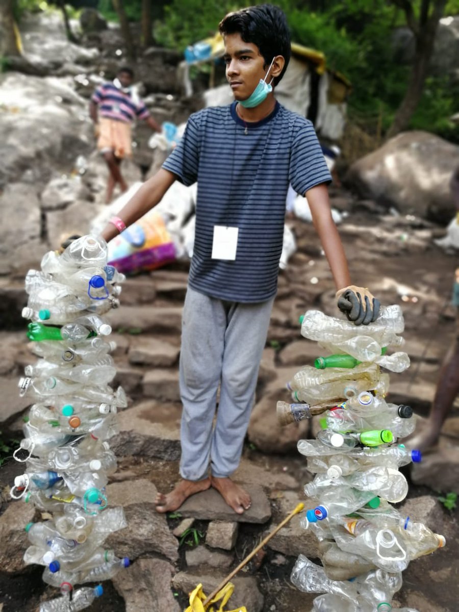 SadhguruJV's tweet photo. Single-use plastic has become the largest source of pollution globally. #RallyforRivers &amp; @ishafoundation have partnered with @UNEnvironment to raise awareness for urgent policy action to ban single-use plastic. –Sg @ErikSolheim #WorldEnvironmentDay #BeatPlasticPollution https://t.co/Sc1L0pruHI