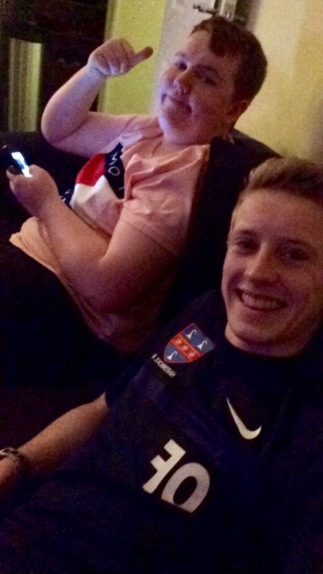 Ollie_Furniss10's tweet photo. Happy birthday my bro! Have a good one n see ya soon, lotta love ❤️🔞 xx #FatJack #ItsNotGay 😂 https://t.co/uN50XjewxK