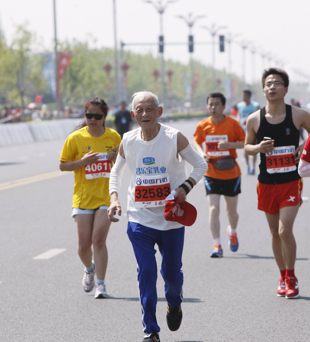 Any excuse？ if you stop running. #running #beedancing #marathon #asia
