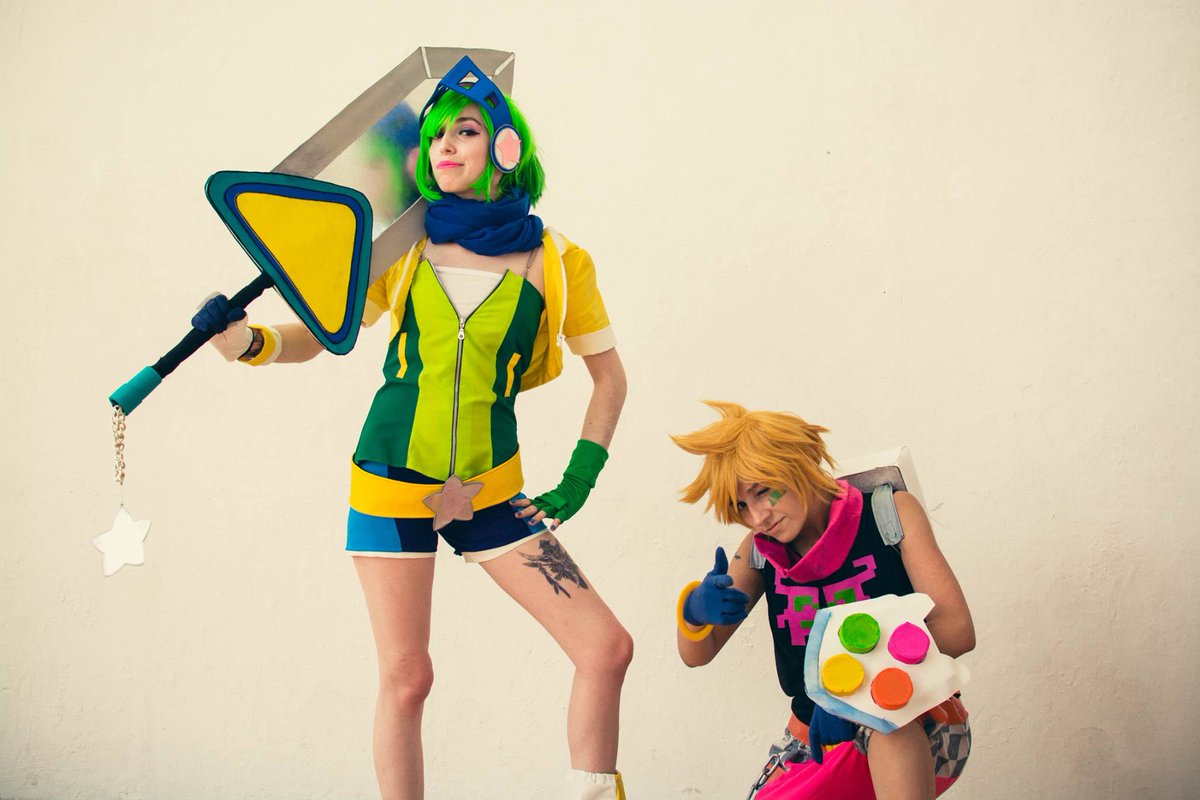 Arcade riven cosplay . it's a trap ! - 9GAG