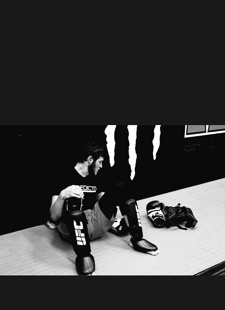 I will reach the top, InshAllah. I have the best team and coaches, but most importantly I have Allah and my family ☝🏼 #weareaka #ufc #eaglesmma