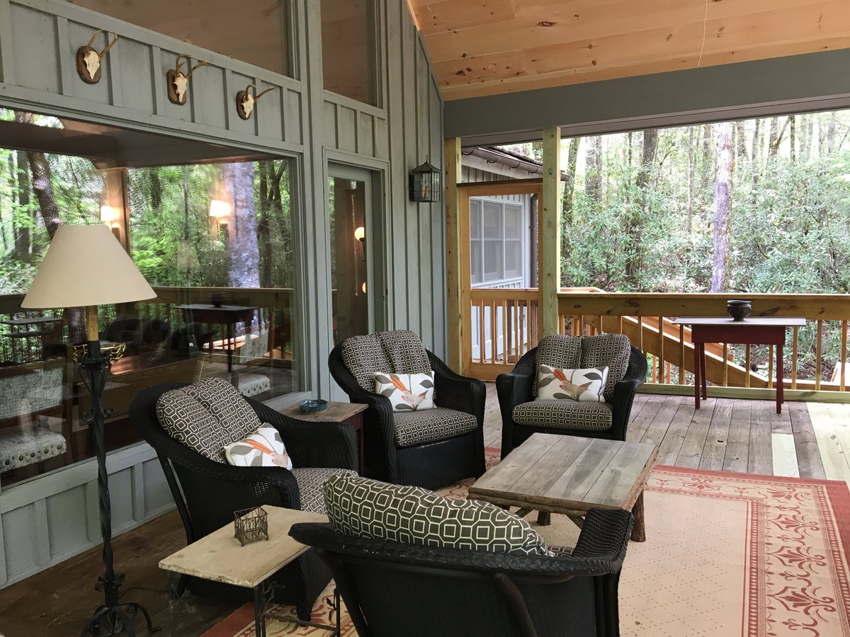 how about some #highhampton #beforeandafters of the porches & a couple of more of the landscape detail? 
#mountainlife 
#projectgirldelivers 
💗xo, pg
#cashiers #northcarolina #mountaincabin #porch #landscaping #hostas #rhododendren #japenesemaple #design #landscapearchitecture