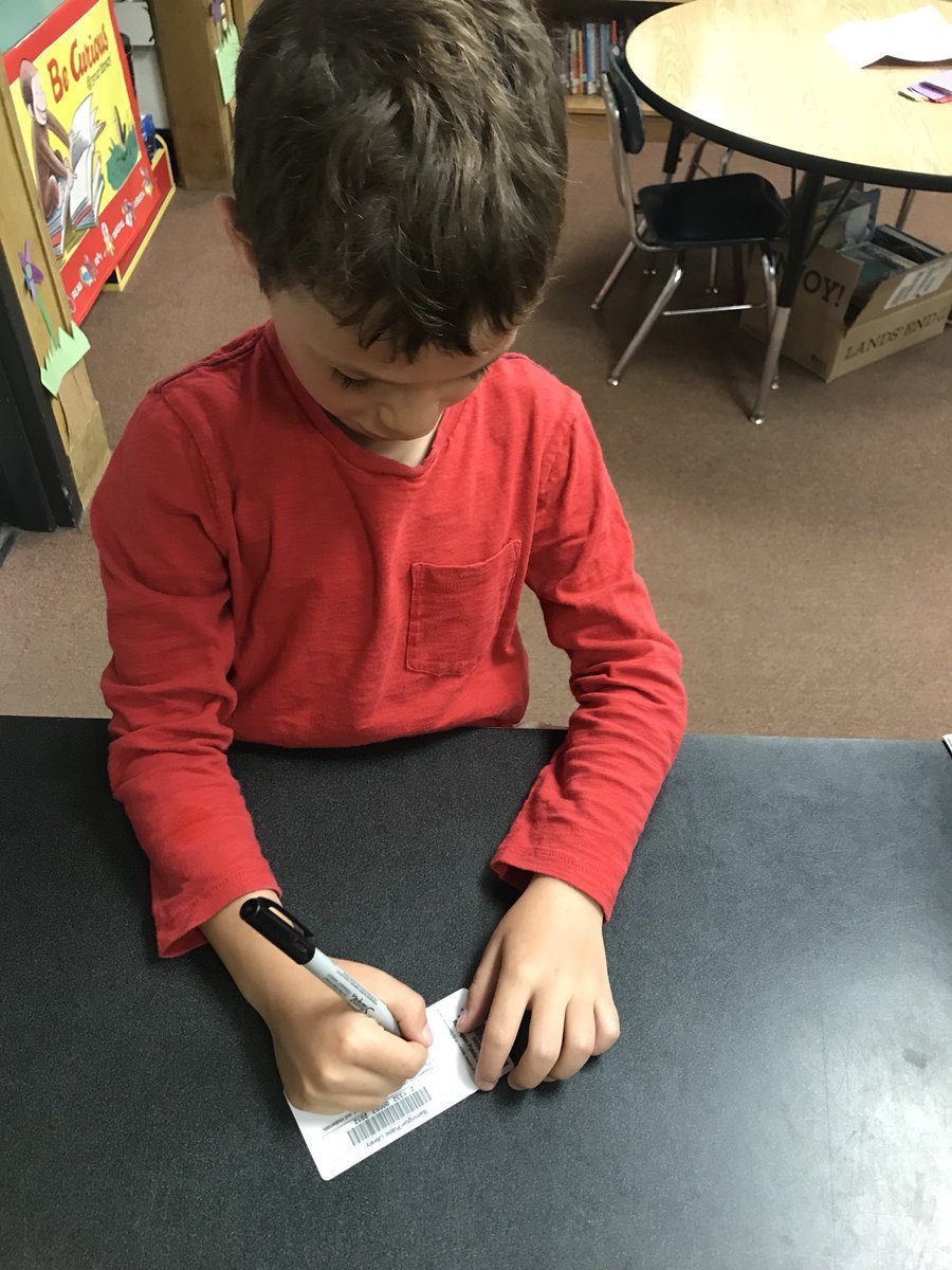 SchLibRI's tweet image. RT @PrimroseLibrary Students are thrilled to get their very own Public Library cards. What an exciting responsibility! #tlelem #librarypatrons
