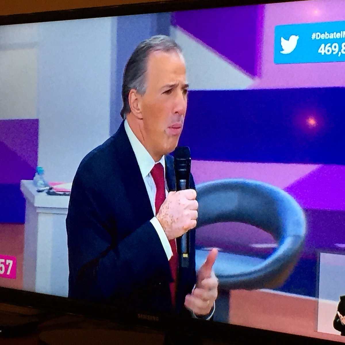 MBZepedaCortes's tweet photo. #DebateINE #PPMeade no tenía plan B por si ganaba Trump. 😯 La política exterior sin estrategia del multisecretario https://t.co/zybQ7eBunu