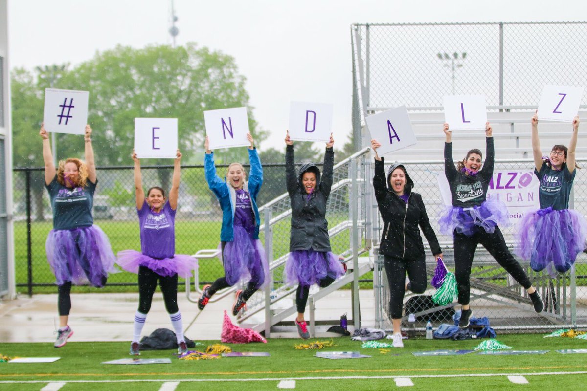 MI_RivALZ's tweet photo. A rainy afternoon didn’t stop Team Michigan and MSU from Tackling Alz!Thank you to ALL our players,coaches,volunteers,&amp; supporters who helped makeRivalz a success!Thank you sponsors who believed in us &amp; showed their support!Together,we will Tackle Alz! #ENDALZ #SundayMotivation https://t.co/y6MWQ8LWz1
