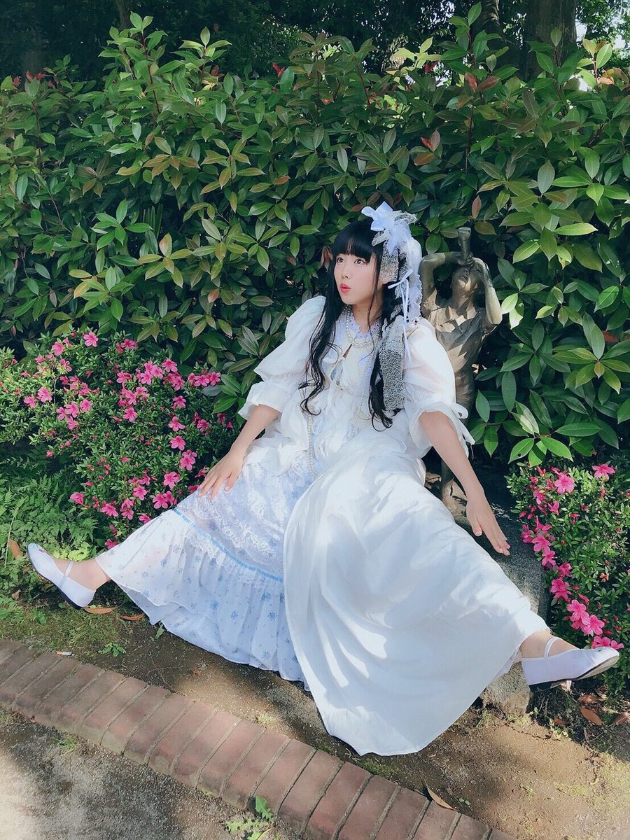 ii2U2's tweet photo. 今日で Twitter 1ヶ月 明日で YouTube 1ヶ月
自分 人生 1 変化 続きな「今」を 一緒に 過ごしてくれて ありがとう。 🌷 "心強い" です https://t.co/Omy4elt6y6