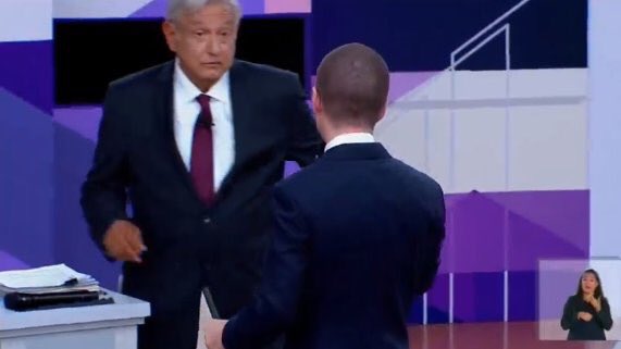 weycillo's tweet photo. “Ahora sí pinche viejo pendejo, vamos a darnos en la madre”. https://t.co/14zIBvVKMW