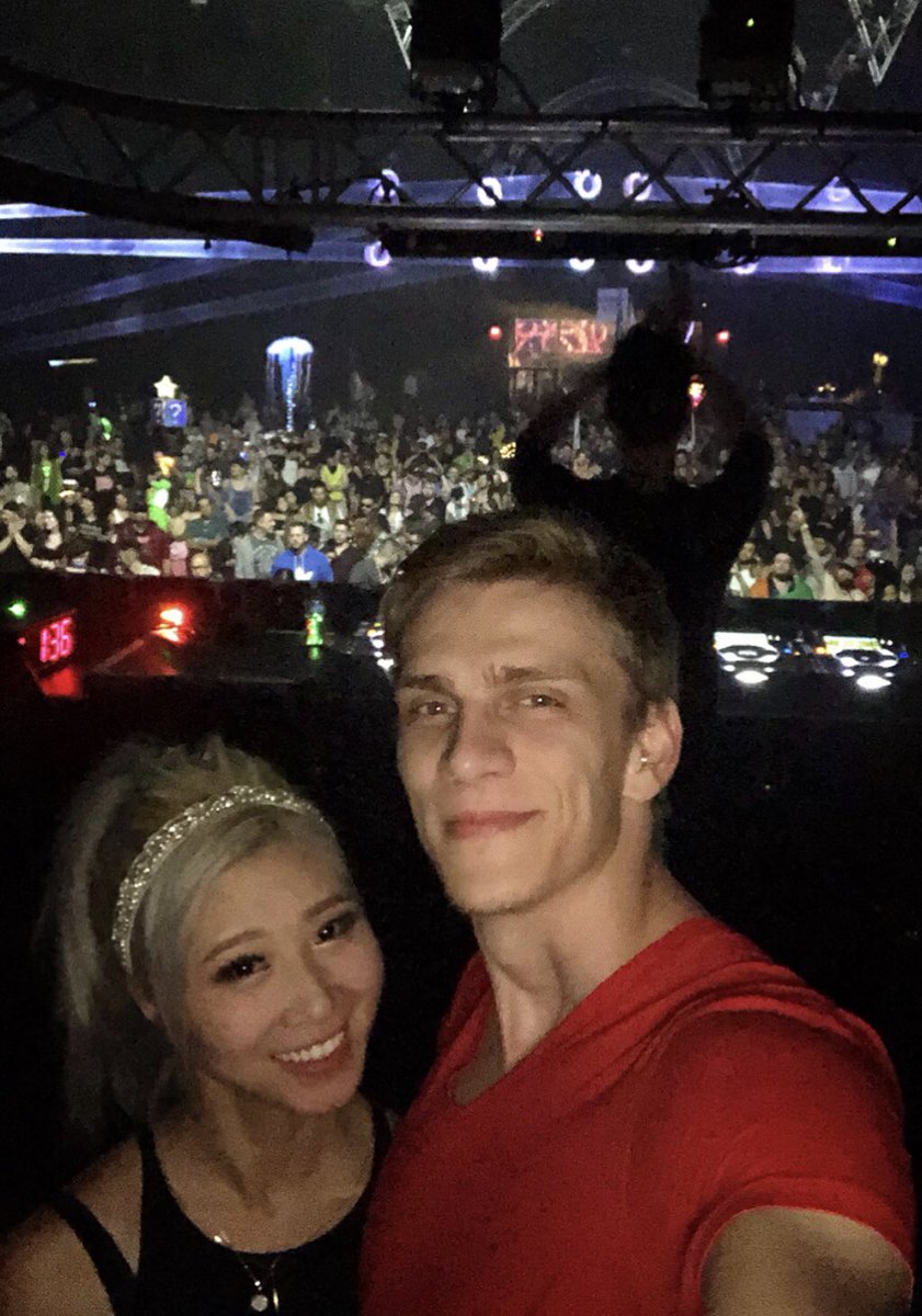 SallyOhMusic's tweet photo. “Light Up The Night” with Skylex - Our new EXCLUSIVE track on CHOON has broken into the Top 10 Chart today! 🎧🎶🔥🔥🔥 Listen now here: https://t.co/94SjwI6xcG
#trancefamily #trancevocalist #sallyoh #skylex #vocalist #songwriter #choon #newmusic https://t.co/k2LGfk1qRV