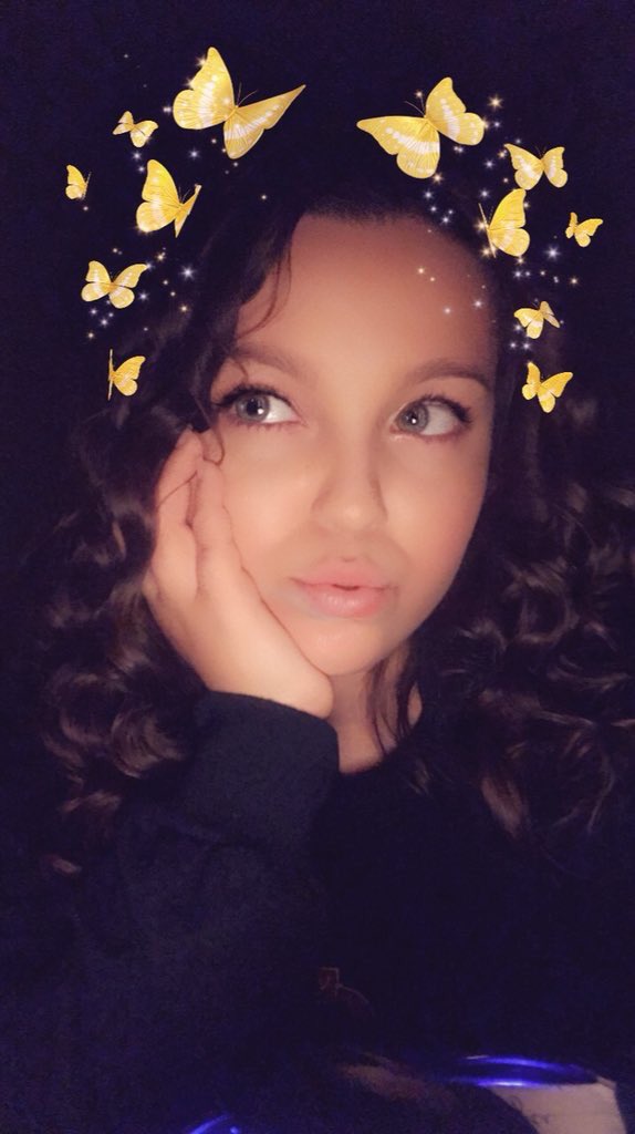 Prettiest_GirIs's tweet photo. Wow @VelmaOgle is absolutely positively gorgeous 😍 https://t.co/2XMZlUA7qj