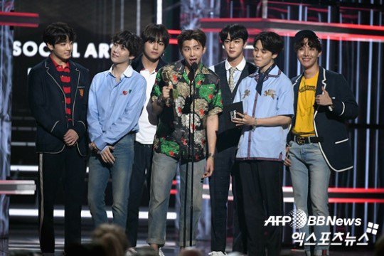 ❥ Reindeer Sub TH tweet media