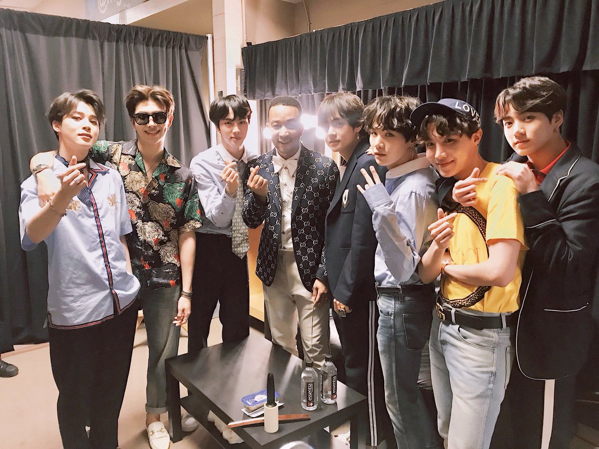 Twitter/bts_twt