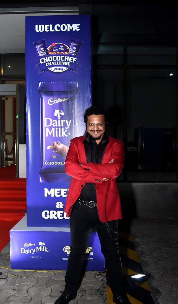 iamAmazingDavid's tweet photo. One of a kind gig for #Cadbury @DairyMilkIn yesterday ! Loads of pictures coming soon !
#AmazingDavid #Illusionist #BelieveInMagic #TheShowGoesOn #Kolkata #KolkataIllusionist https://t.co/6stNKYQ0bX