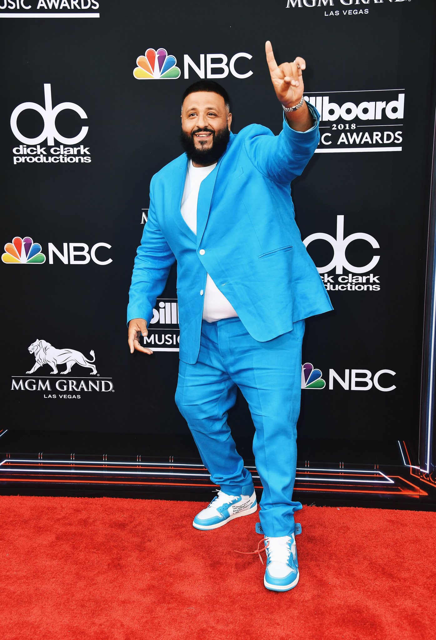 B/R Kicks on Twitter: ".@djkhaled wearing the Air Jordan 1 at the 2018 Billboard Music Awards / Twitter