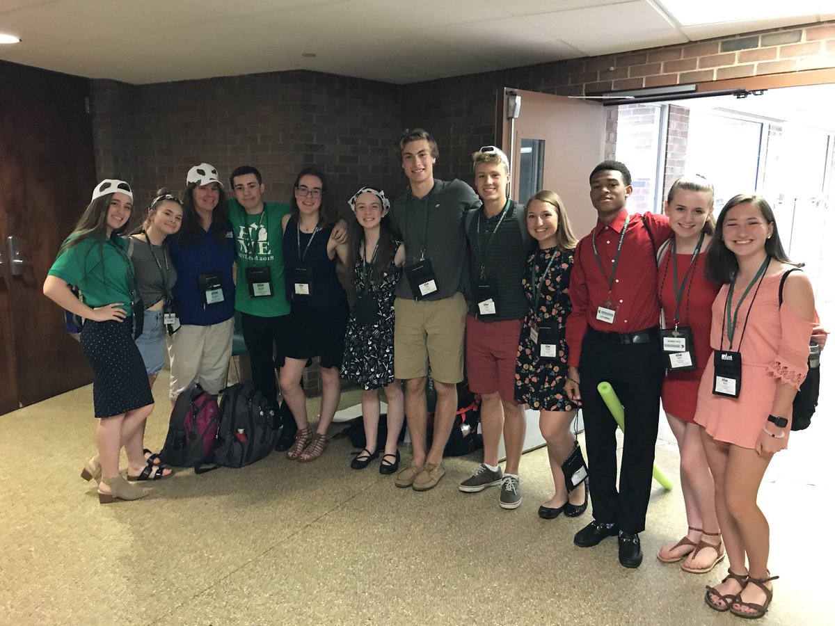 MorgonoBarbreto's tweet photo. MYLead flipped my world upside-down 4 years ago and it is still changing me for the better. Because of this conference, I know that I always have people to lean on and that it is safe to be 100% my authentic self.
#MYLEAD2018 https://t.co/OxdMvgfqpO