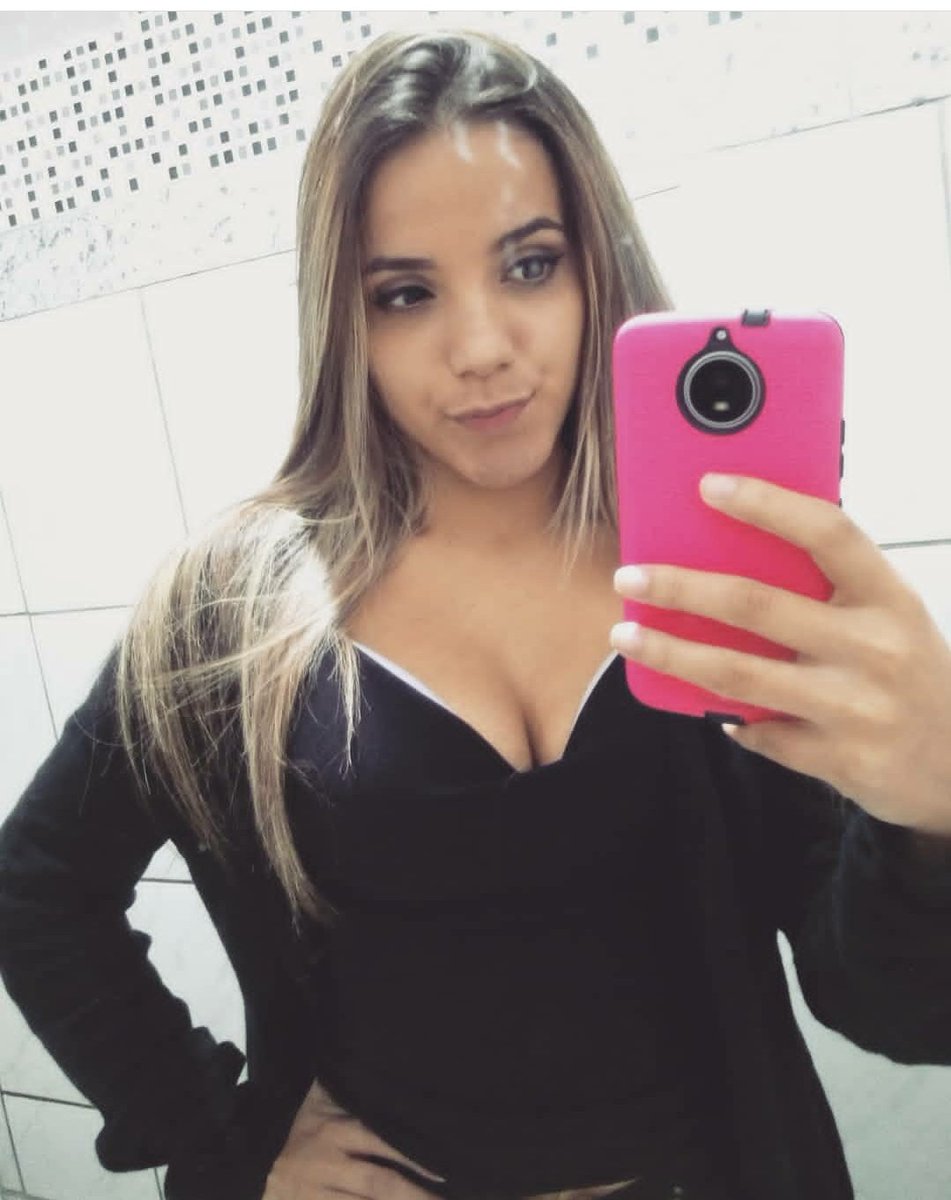 _peixiana's tweet photo. Só pra atualizar 🤣 https://t.co/tlYwcfLFvZ