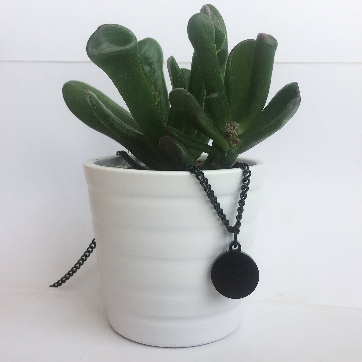 BrokenChainCo's tweet photo. Imagine the difference we can make 🙏🏼 #london #jewellery #startup #innovation #charity #water https://t.co/RTm31zy827