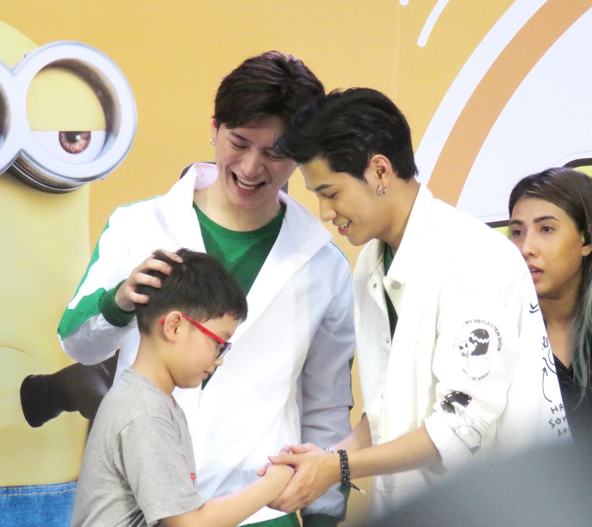FreshyCute's tweet photo. ความเอ็นดูฟค.ตัวน้อย น่ารักจังเนอะะ😙💗
#SingtoPrachaya 
#KristPerawat 
#ทีมพีรญา
#Minionsexpress 
#expressminions https://t.co/q7Uvf7YMUX