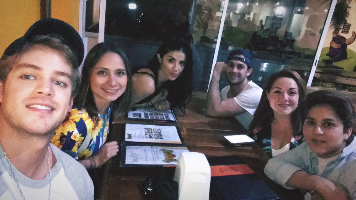 team_ferka's tweet photo. Guapos!!! @Ferka @Polo_Morin @lambgarcia #Amigos #TeamFeeka💋 https://t.co/6GQFbLhHDC