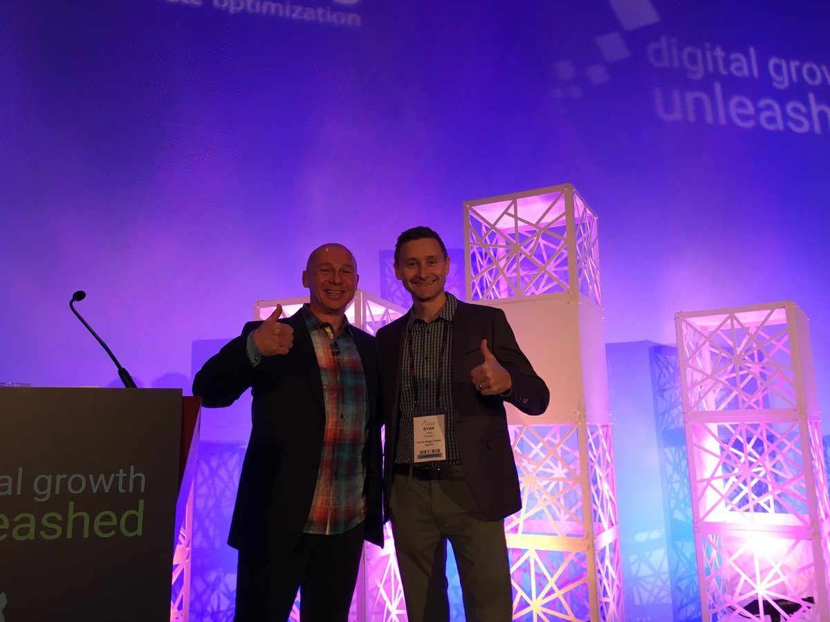 punch_buggy_da's tweet photo. Ryan catching up with Tim Ash, the founder of Digital Growth Unleashed at their conference in Las Vegas last week.

With the conference having a strong focus on CRO, it was really insightful to see the differences in market maturity for these services in the US compared to Aus. https://t.co/xroL3rGnrN
