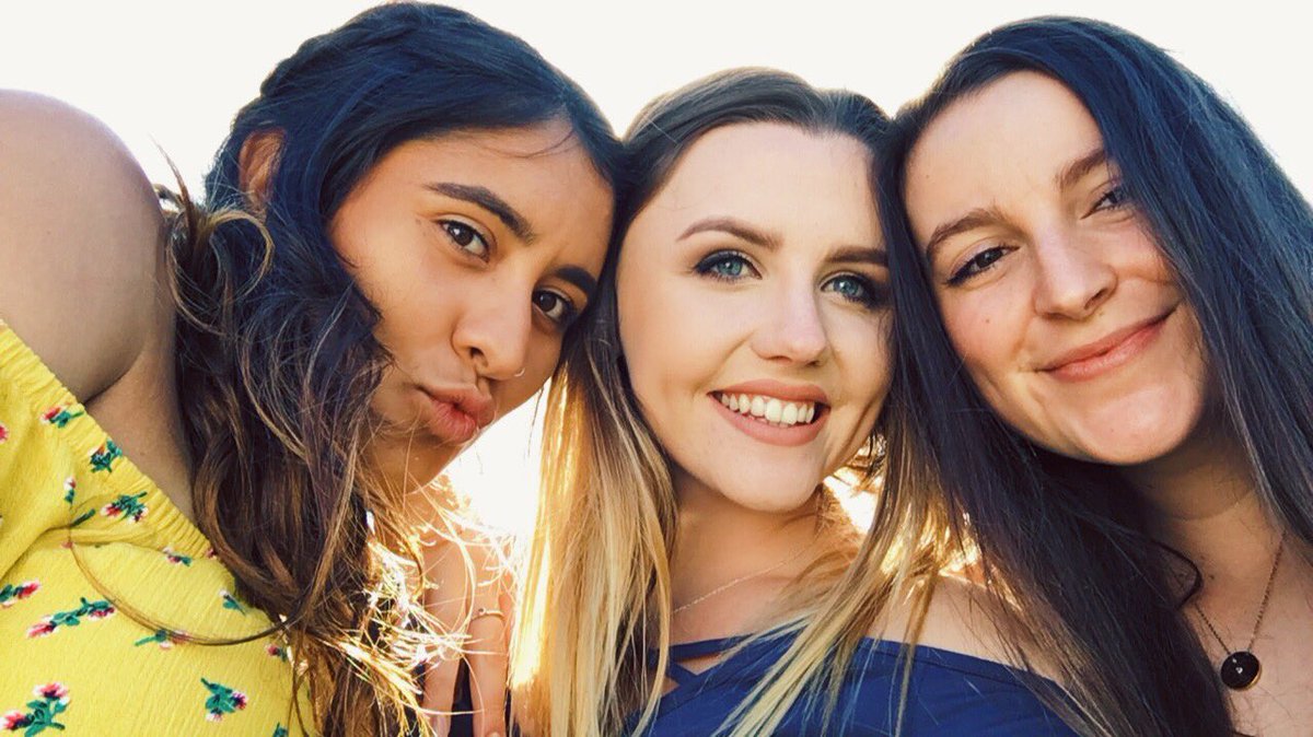 mallory_jaeger's tweet photo. god is great, beer is good, &amp; MY people are crazy
 @chiquitab2016 @madilanenix https://t.co/WcSZXPmIXw