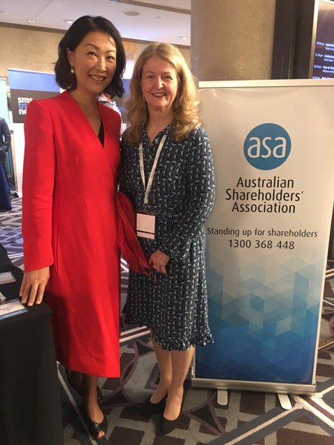 AustSharesAssoc's tweet photo. Thank you @JuliaLeeAU with Judith Fox ASA CEO #ASAConference2018 https://t.co/VwB2zwIxgn