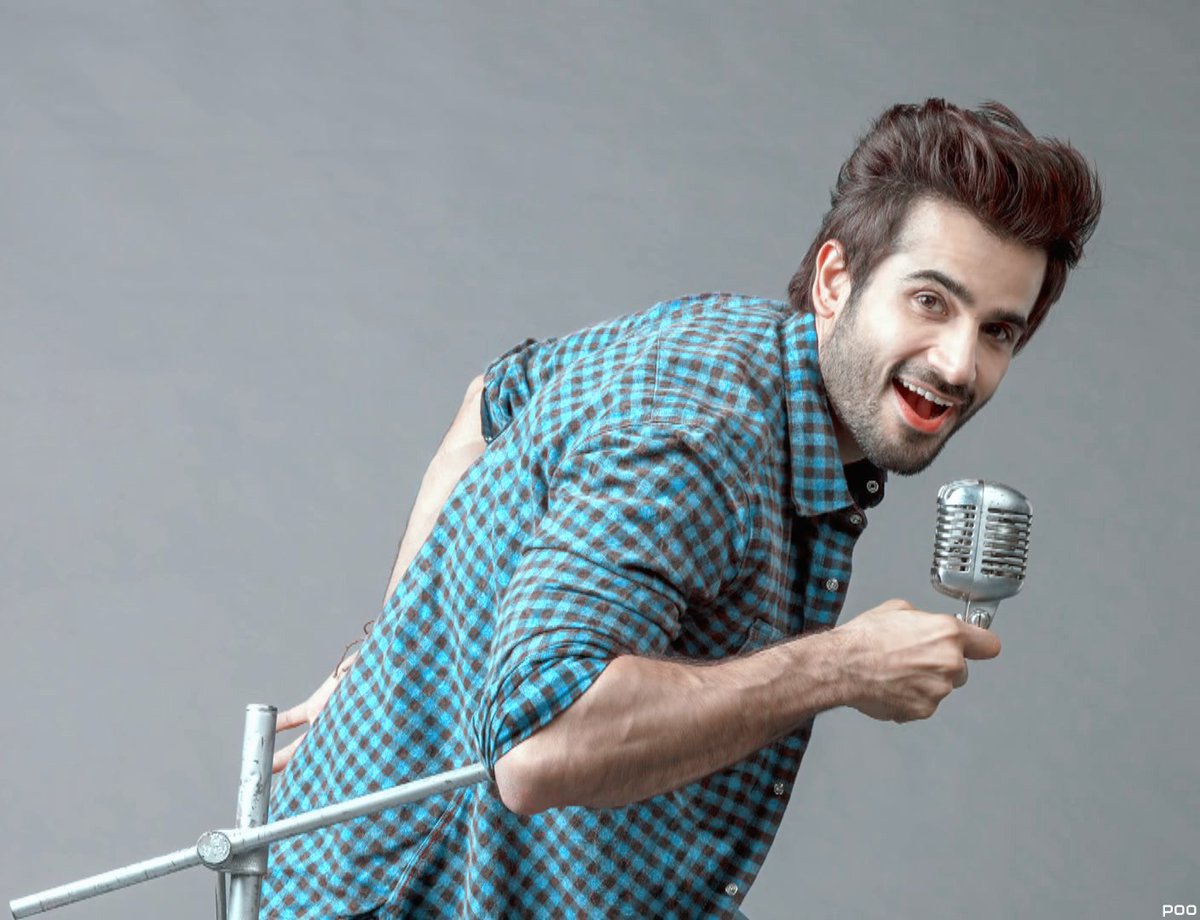 PooCreations's tweet photo. #HowDashing 😍😍😍 @karantacker #ForProfilePicture https://t.co/5uKTGenUQb
