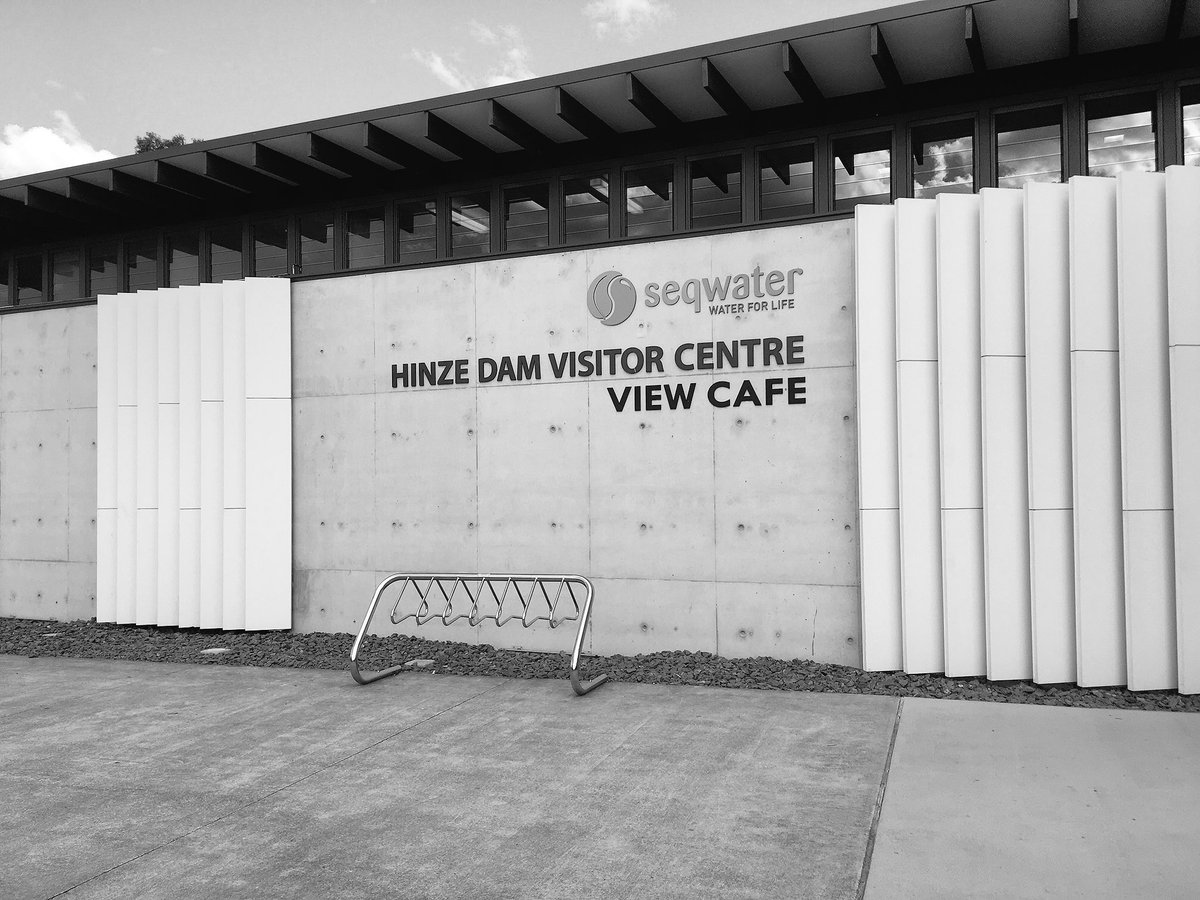 WalterLeePhD's tweet photo. Day 9: Visit to Surfers’ Paradise and Hinze Dam. #AussieRulesRSAP #RSAP18 https://t.co/fp1QfT6ISH