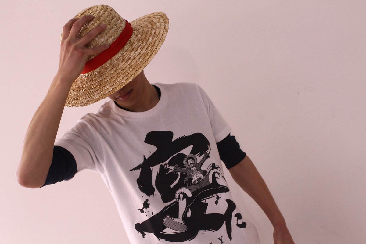 One Piece麦わらストア渋谷本店 No Twitter おすすめ ルフィの麦わら帽子 バギーがつけた傷付き 2 000円 税 好評発売中 麦わらストア Onepiece