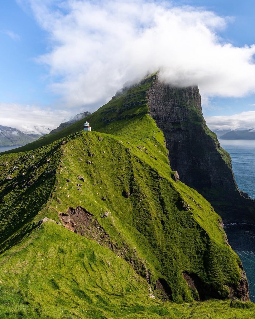 AirPrettyCo's tweet photo. Check out this awesome shot of the Faroe Islands from @mike.karas! Hope you had a great weekend #AirPrettyCrew 😘 https://t.co/5AixgVo0ZC