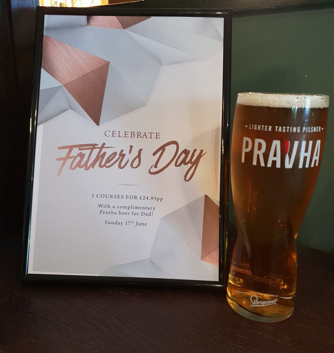 Dont forget Father Day 17th June, why not book a table for just £24.95pp. Call us on 02085004122 #fatherday #premiumcountrypub #pravha #celebration