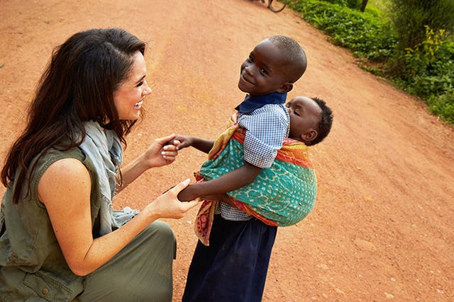 ดัชเชสแห่งซัสเซกส์ทรงเคยมีบล็อกส่วนตัว ใช้ชื่อว่า The Tig ซึ่งเป็นพื้นที่แชร์เรื่องราวและความสนใจส่วนพระองค์ ทั้งด้านอาหาร สุนัขตัวโปรด การเดินทาง รวมถึงบทบาทในฐานะทูตเพื่อสิทธิสตรีของยูเอ็น บล็อกนี้ถูกปิดตัวลงเมื่อกลางปีที่แล้ว หลังเจ้าชายแฮร์รีทรงเปิดตัวว่ากำลังคบหากับเธอ