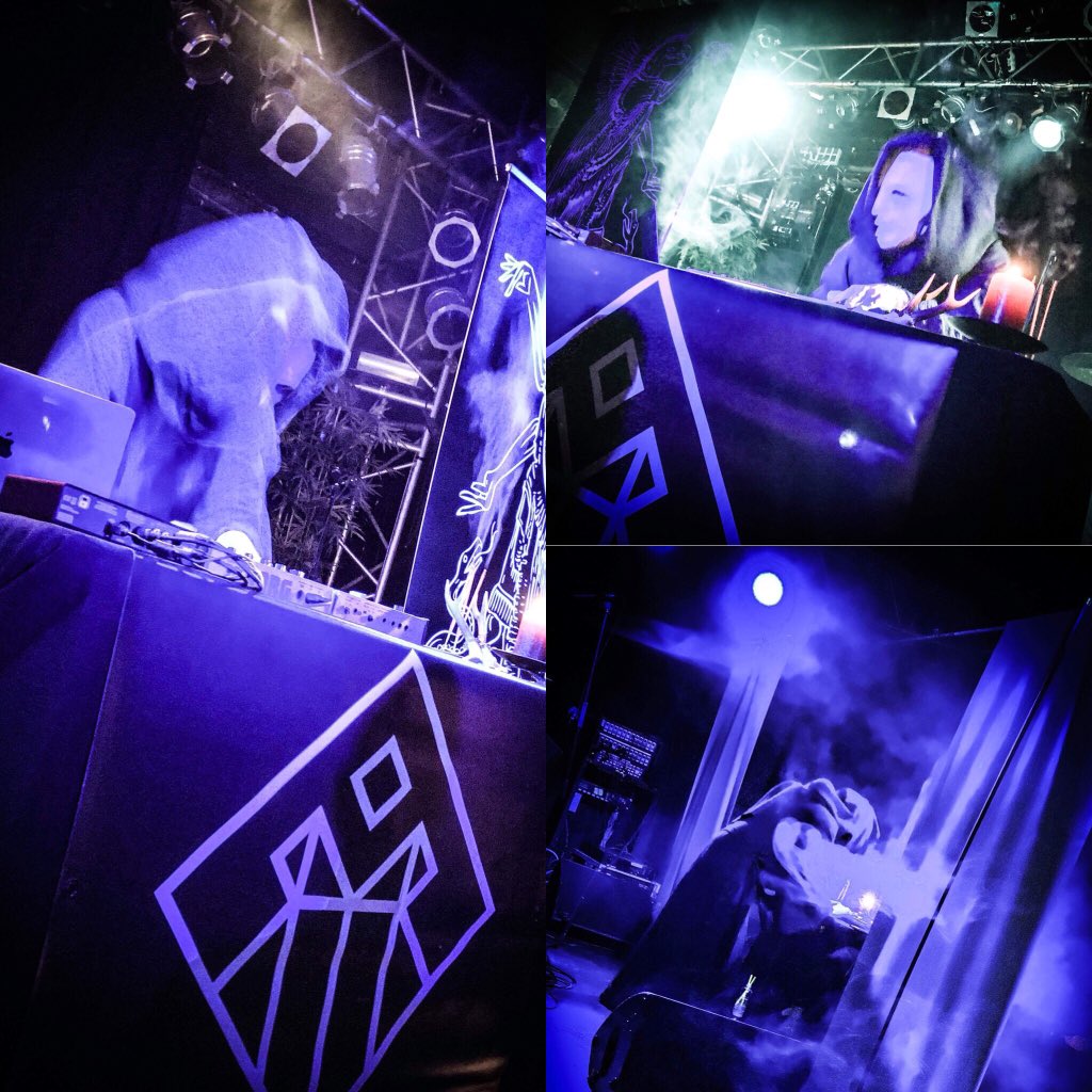 kryptomorph's tweet image. Yesterday at Cologne ...
@PowernerdBand @Neoslavemusic #powernerd #neoslave #synthwave #darksynth #slasherwave